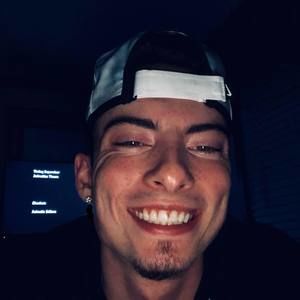 Meet your Posher, Dillon